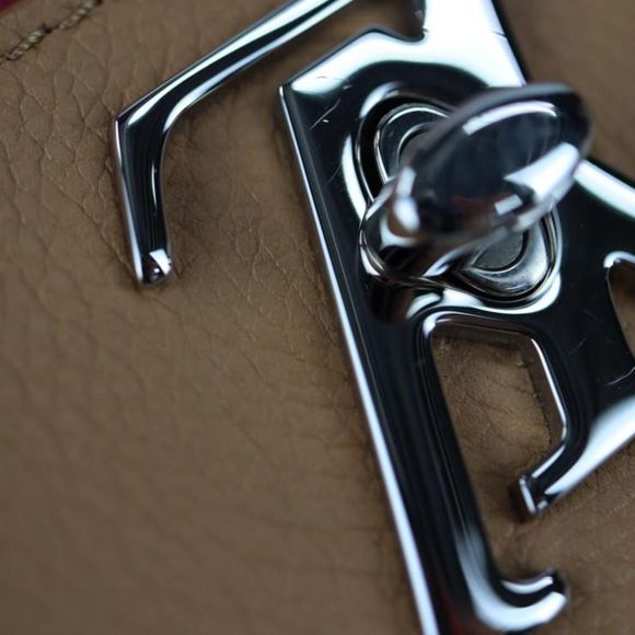 Louis Vuitton LockMe Backpack Daypack Leather Blossom - Picture 7 of 8